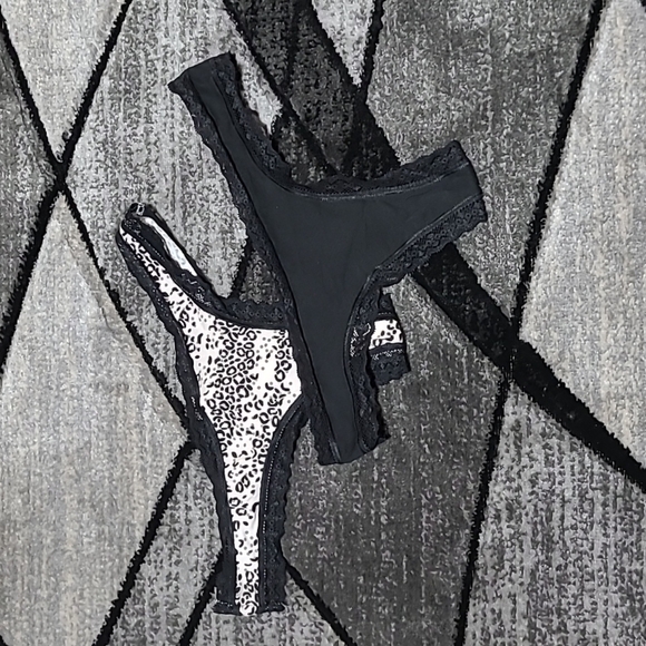 Victoria Secret 2012 LOW-RISE LACE TRIM LEOPARD & BLACK THONGS BUNDLE - Picture 2 of 16